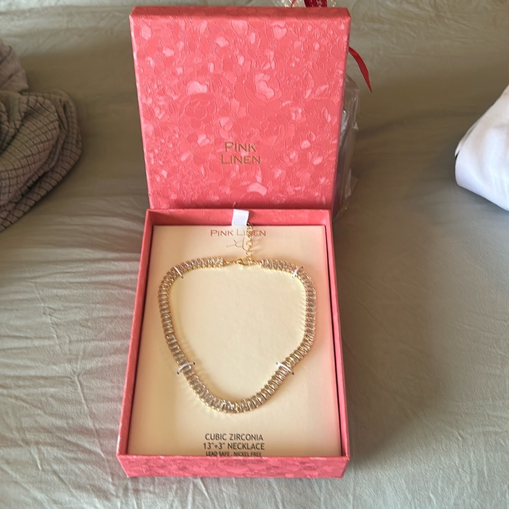 13” cubic zirconia new in box choker